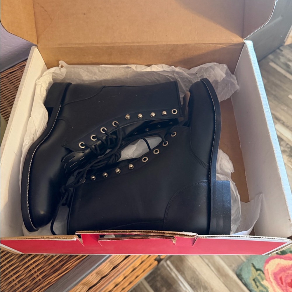 Black Lace-Up Roper boots Justin